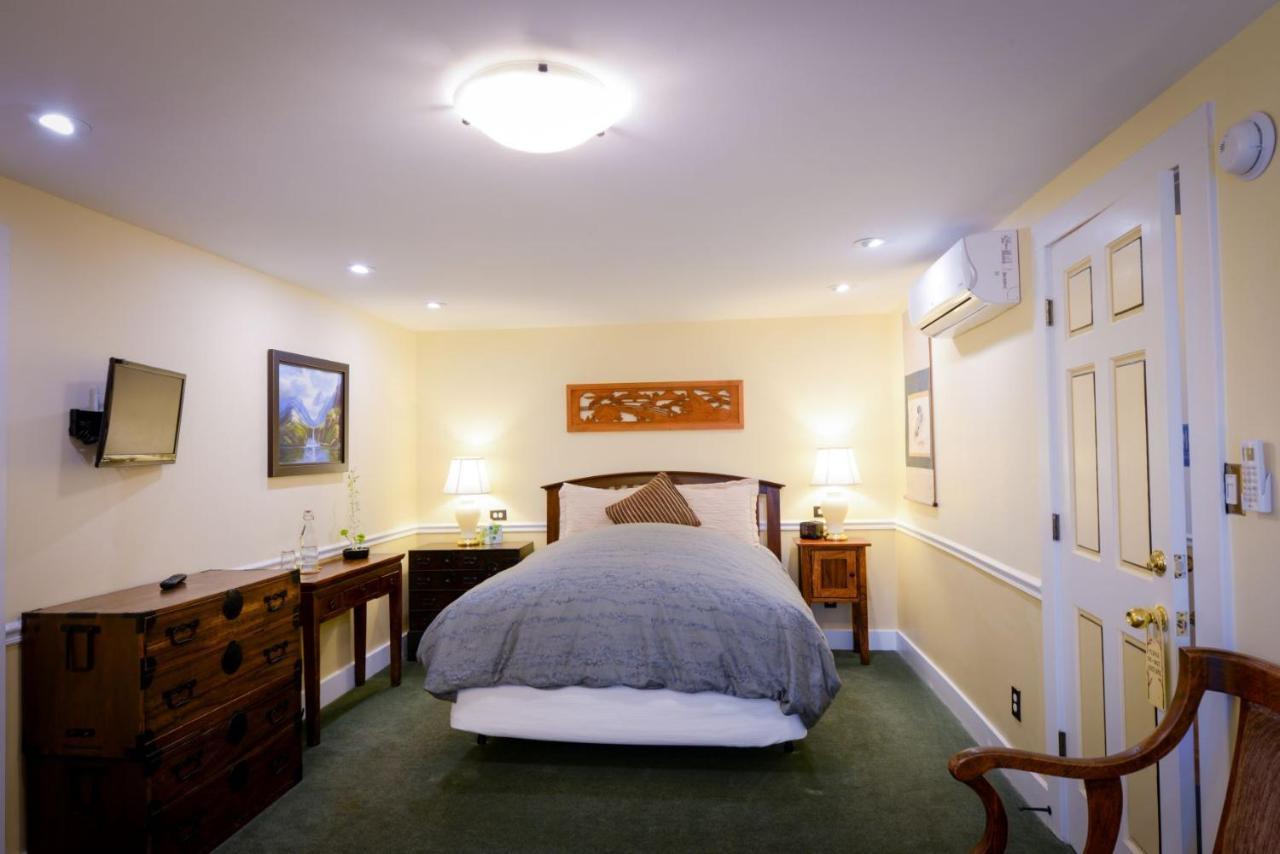 Briar Rose Bed & Breakfast Boulder Room photo