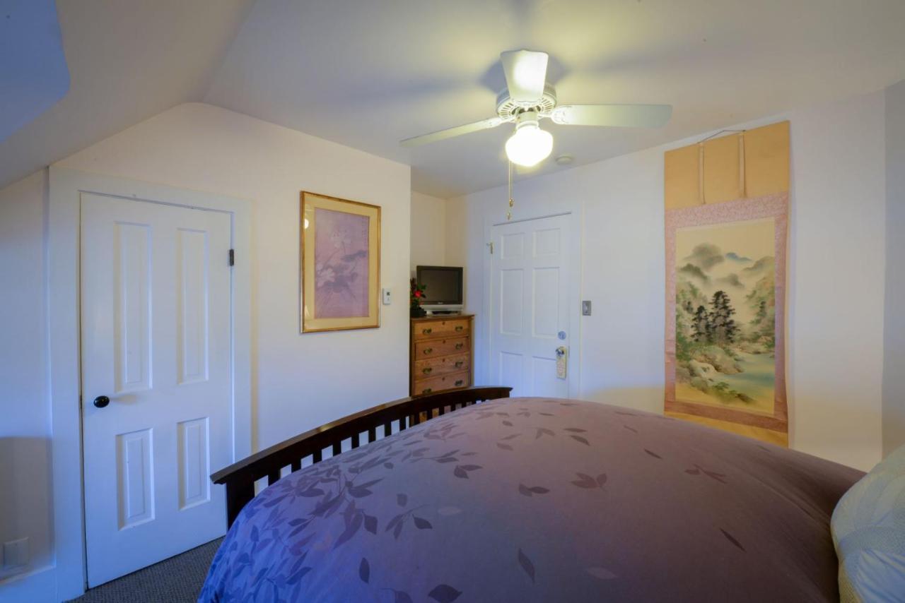 Briar Rose Bed & Breakfast Boulder Room photo